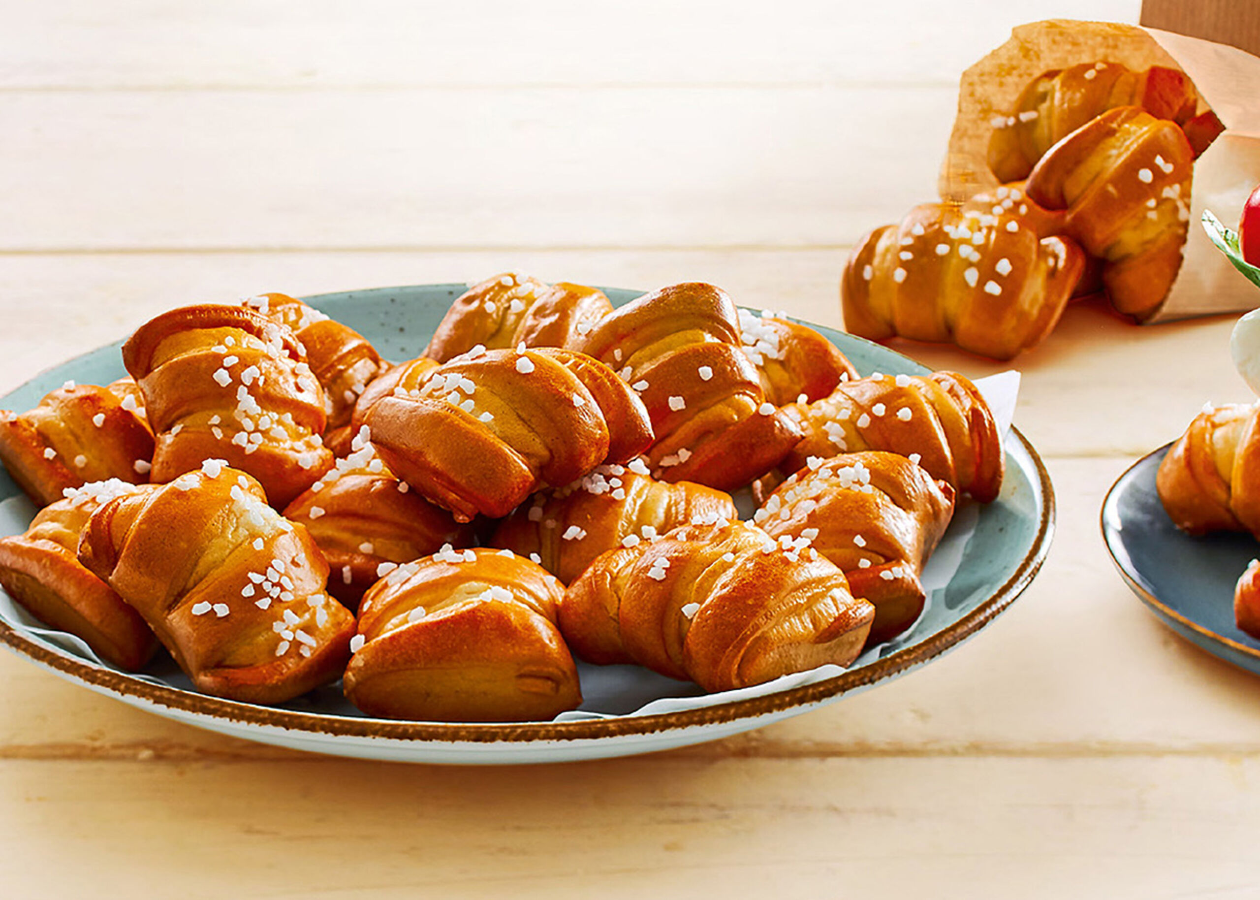 5388 Pretzel Nuggets for Snacking