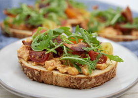227113 Pimento BLT Toast
