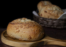 227113 Three Cheese Artisan Demi Loaves