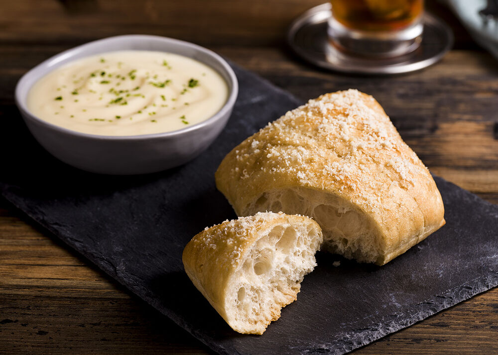 228006 Diamond Ciabatta & 4 Cheese Dip