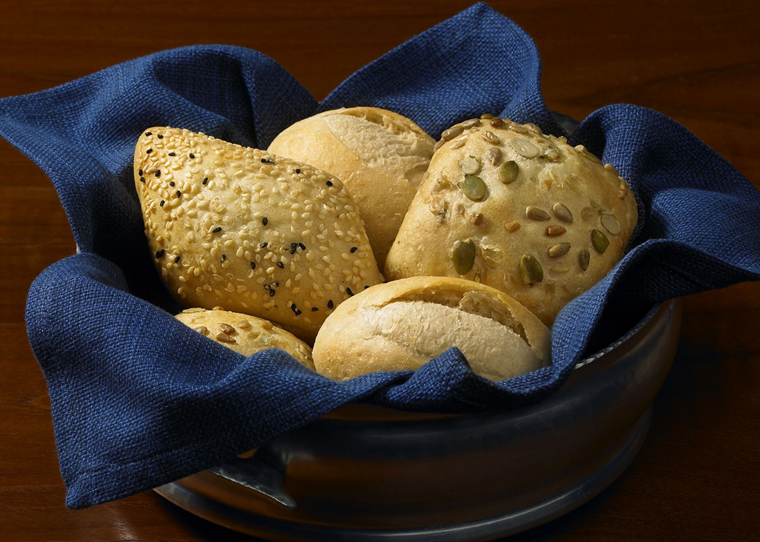 51000 Assorted Banquet Rolls in a Basket