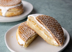 227289 Apple Pie Danish Doughnut Recipe Innovation
