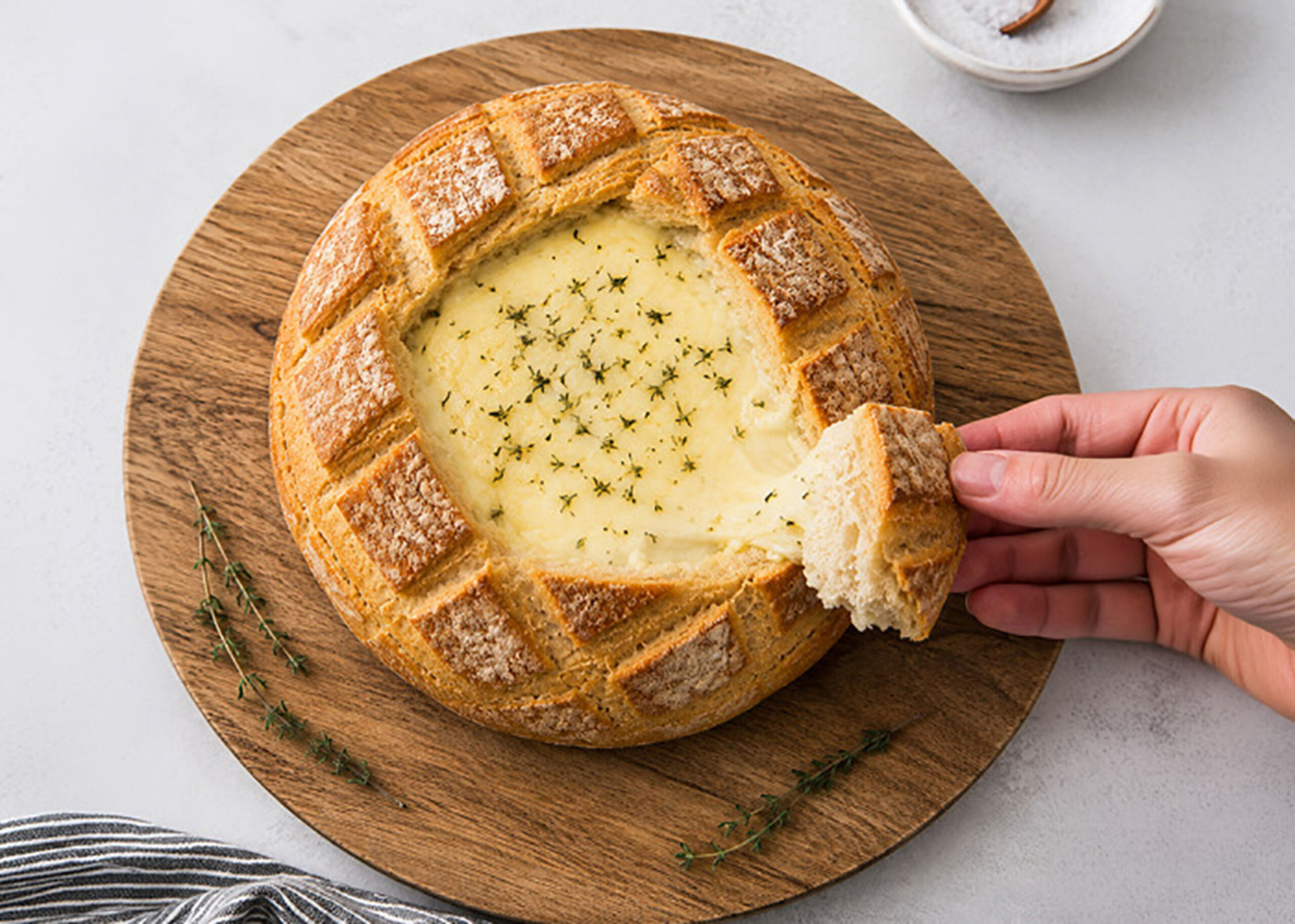 6582 Baked Brie Sourdough Shareable