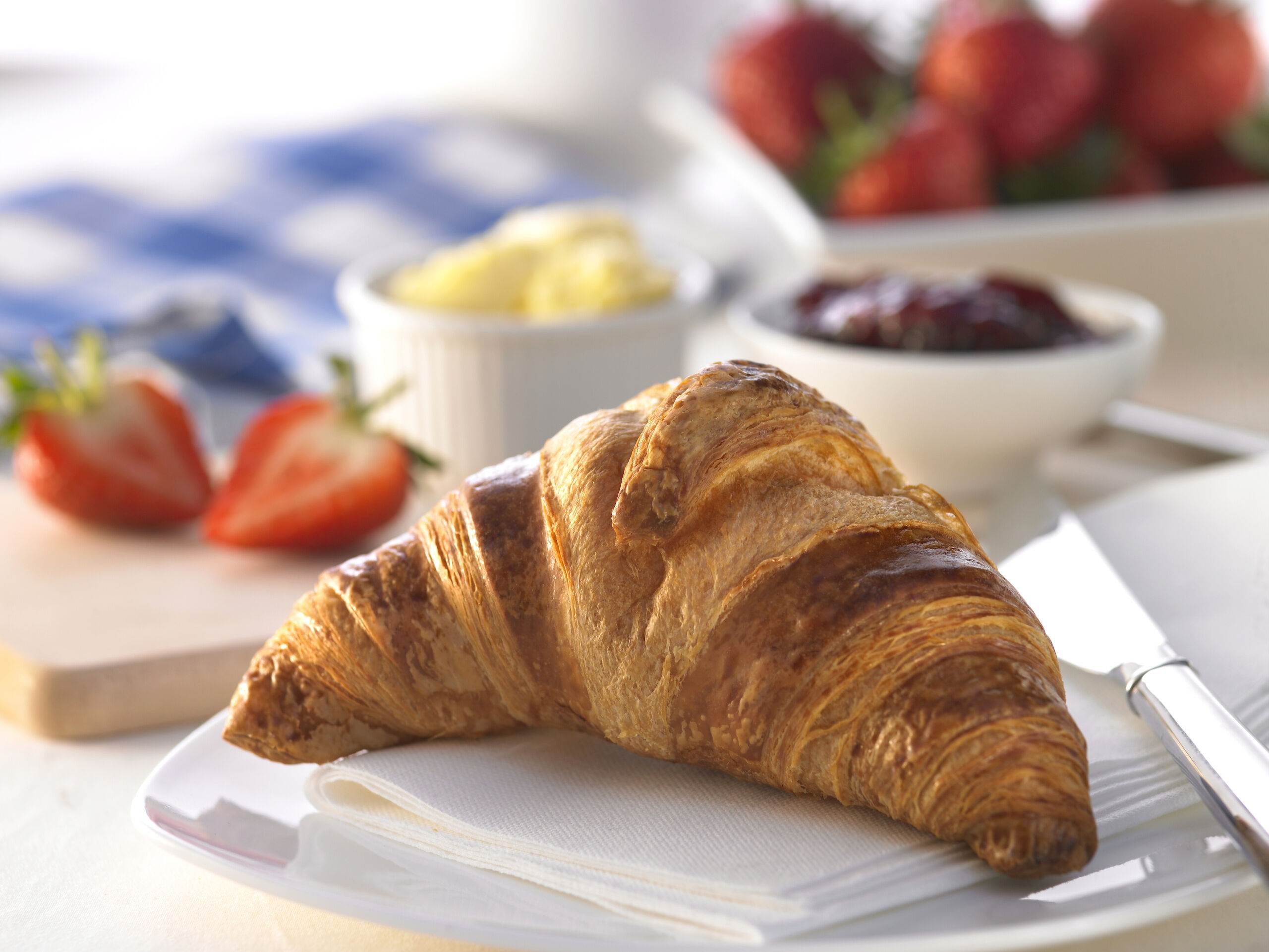 651092_1 All Butter Croissant 60g