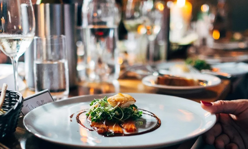 Customers Value Full Service Restaurants over Quick Service Restaurants.jpg